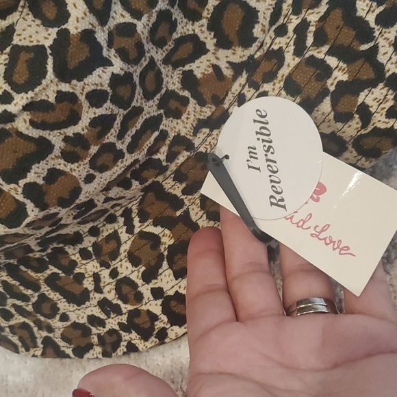 Leopard Bucket Hat - Picture 4 of 4